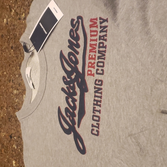 Jack & Jones Men's Premium Clothing Sweatshirt (NWT) - Picture 2 of 2
